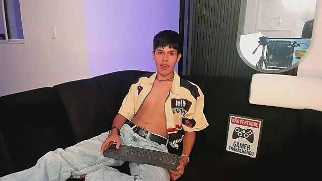 Andrew Conner online show from 07-19-26, 02:59