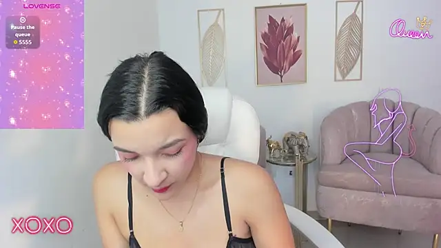 kiara wren online show from 07-25-26, 07:44