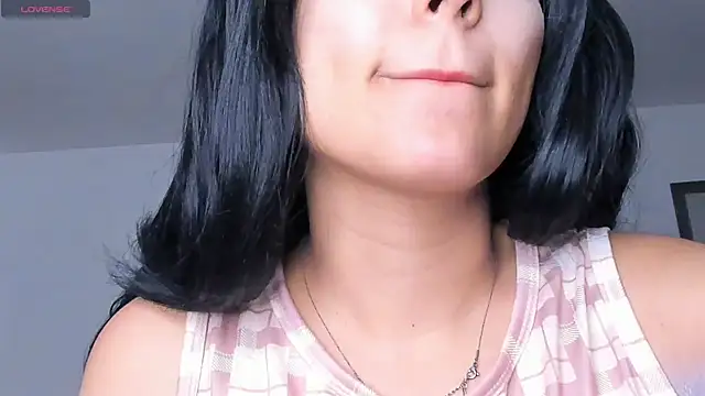 liia collins  online show from 07-18-26, 07:45