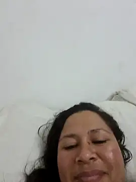 JhoanaHernandez online show from 07-26-26, 06:21