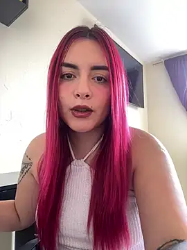 Soffi hoot online show from 07-24-26, 07:23