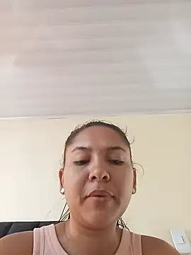 Roxxana2026 online show from 07-18-26, 04:22