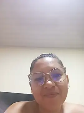 Roxxana2026 online show from 07-19-26, 04:27
