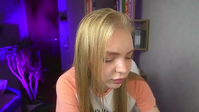 Emilyemmi online show from 07-24-26, 08:51