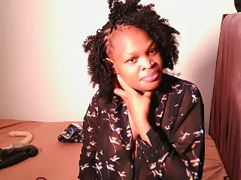leylawalker online show from 07-15-26, 09:09
