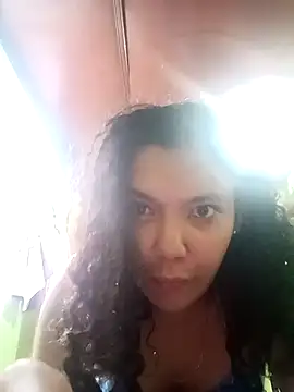 Snapshot of Luna_jone chatting on 07-20-26, 11:23 Luna jone online show from 07-20-26, 11:23