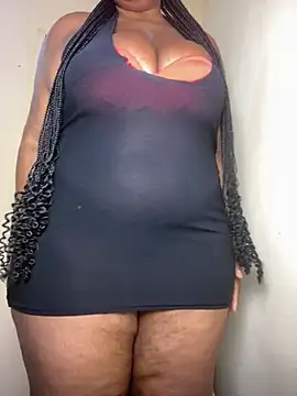 Suzzylove26 online show from 07-17-26, 12:01