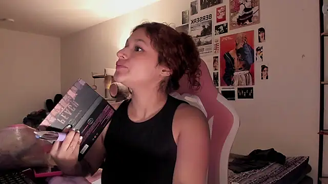 IamNikki online show from 07-28-26, 06:53
