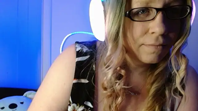 XxMs StarzxX online show from 01-17-25, 01:04