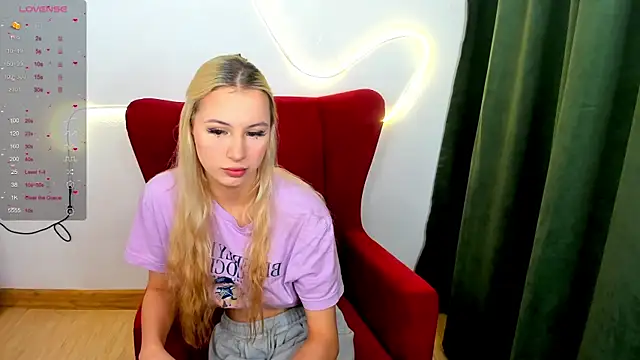 Karolina brand online show from 07-29-26, 01:26