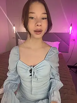 HoneyJuliet online show from 07-21-26, 06:49