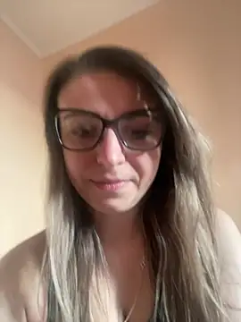Snapshot of Jeni-angel chatting on 07-28-26, 05:01 Jeni-angel online show from 07-28-26, 05:01