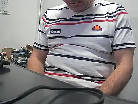 gabriel9  online show from 05-25-26, 07:58