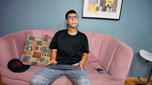 Keny Romero online show from 07-28-26, 04:16
