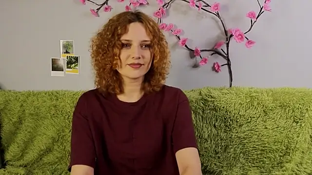 Snapshot of GingerBeauti chatting on 07-24-26, 04:16 GingerBeauti online show from 07-24-26, 04:16