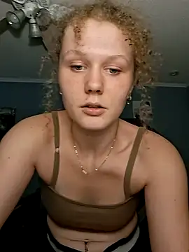 MaddieBoo1 online show from 07-23-26, 02:09