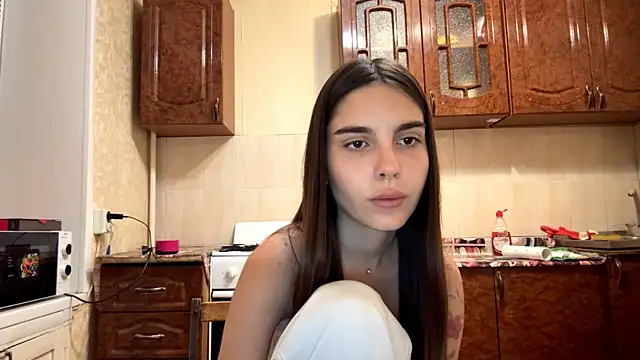 hey hey Bella online show from 07-28-26, 07:50