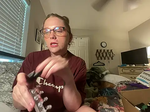 pusspuss777 online show from 07-24-26, 11:47