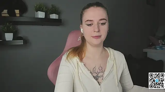 Betany foxs online show from 07-28-26, 02:40