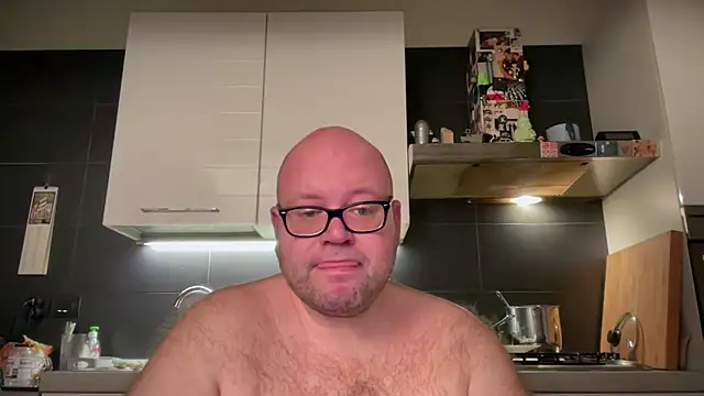 theitalianbear online show from 12-23-24, 03:40