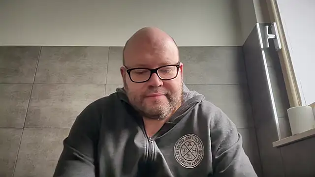 theitalianbear online show from 10-03-25, 07:05