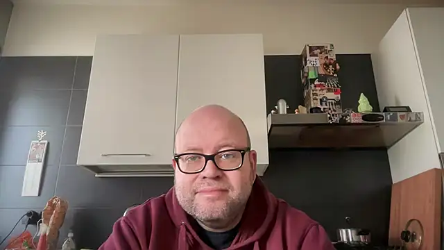 theitalianbear online show from 11-20-25, 01:22