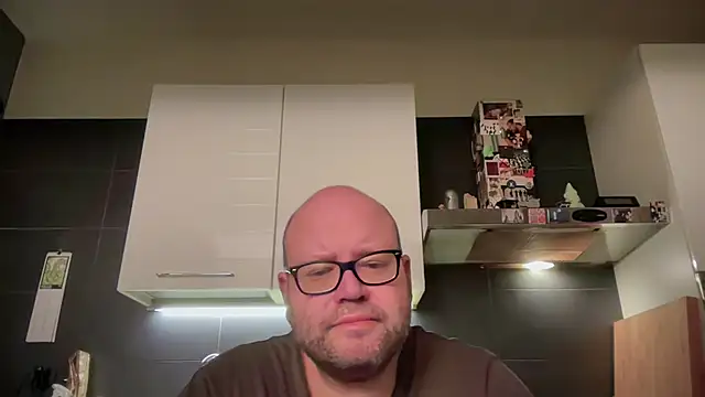 Snapshot of theitalianbear chatting on 05-05-26, 01:57 theitalianbear online show from 05-05-26, 01:57