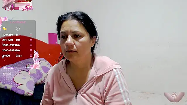 Snapshot of sexy_jhoan88 chatting on 12-01-25, 11:37 sexy jhoan88 online show from 12-01-25, 11:37