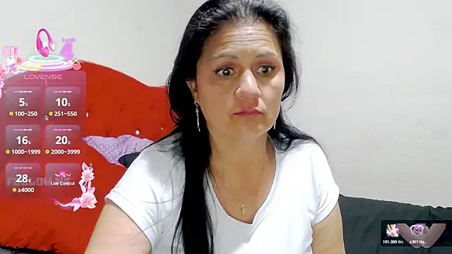 Snapshot of sexy_jhoan88 chatting on 12-02-25, 11:00 sexy jhoan88 online show from 12-02-25, 11:00