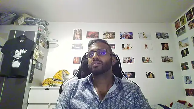 xXxChrisKissxXx online show from 07-28-26, 11:26