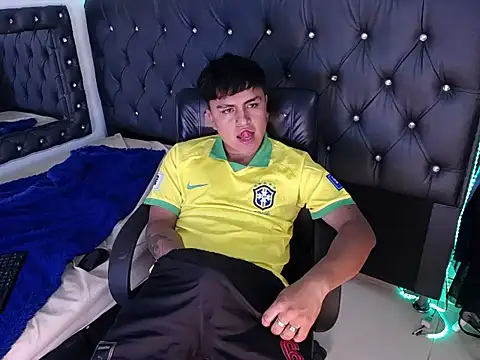 NoahBrowns  online show from 07-28-26, 12:48