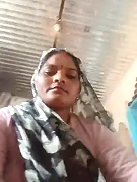 Pooja-Po12 online show from 07-28-26, 04:19