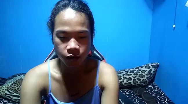 Snapshot of venustheg0ddess chatting on 03-17-25, 12:25 venustheg0ddess online show from 03-17-25, 12:25