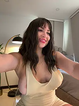 Snapshot of HannaBeckett chatting on 02-16-25, 07:16 HannaBeckett online show from 02-16-25, 07:16