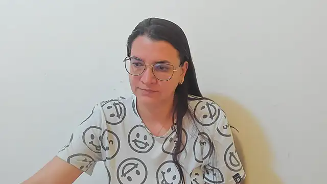 MARILYN GARCIA online show from 10-06-25, 03:09