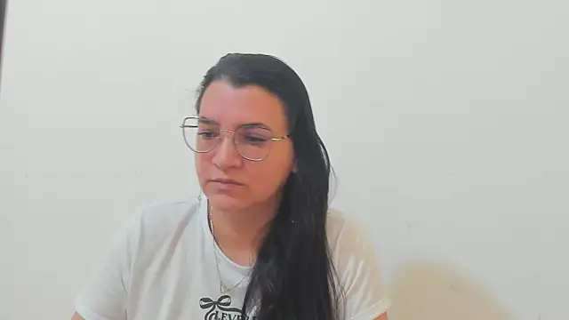 MARILYN GARCIA online show from 12-02-25, 04:57