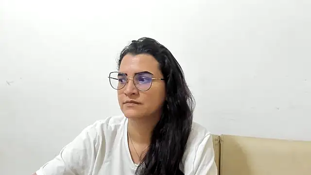 MARILYN GARCIA online show from 03-06-26, 02:19