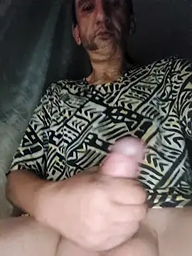 Snapshot of kudrika222 chatting on 09-19-25, 07:58 kudrika222 online show from 09-19-25, 07:58