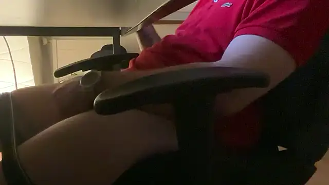 carlooos12 online show from 02-22-26, 05:33