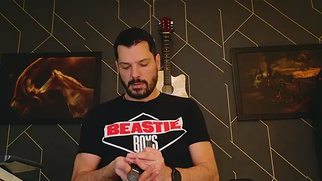 Snapshot of ChrisKox chatting on 02-07-25, 06:24 ChrisKox online show from 02-07-25, 06:24