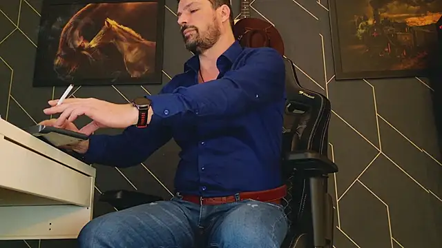 Snapshot of ChrisKox chatting on 02-14-25, 01:51 ChrisKox online show from 02-14-25, 01:51