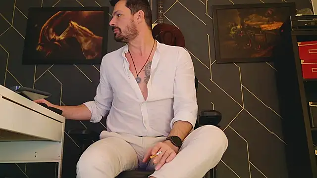 Snapshot of ChrisKox chatting on 02-17-25, 02:09 ChrisKox online show from 02-17-25, 02:09