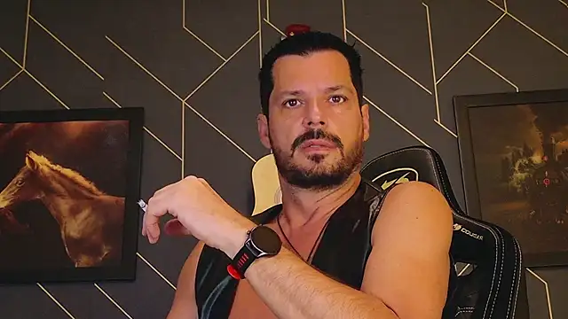 Snapshot of ChrisKox chatting on 03-14-25, 04:32 ChrisKox online show from 03-14-25, 04:32