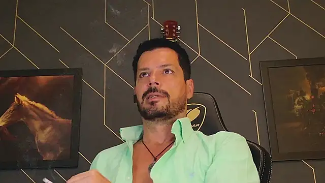 Snapshot of ChrisKox chatting on 03-16-25, 02:10 ChrisKox online show from 03-16-25, 02:10