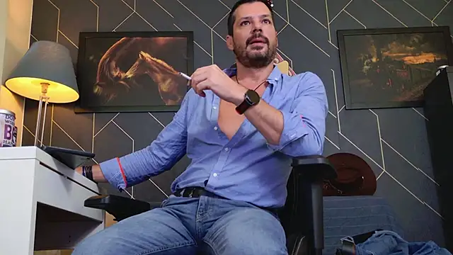 Snapshot of ChrisKox chatting on 10-31-25, 08:48 ChrisKox online show from 10-31-25, 08:48