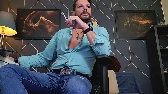 Snapshot of ChrisKox chatting on 11-02-25, 05:10 ChrisKox online show from 11-02-25, 05:10