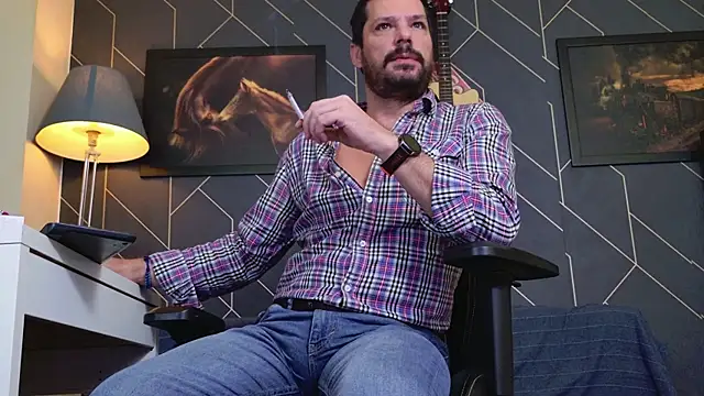 Snapshot of ChrisKox chatting on 11-14-25, 04:22 ChrisKox online show from 11-14-25, 04:22