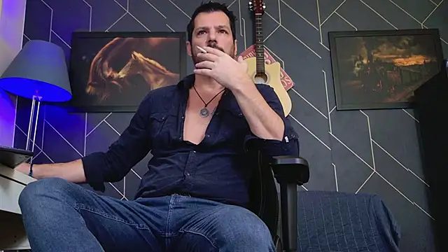 Snapshot of ChrisKox chatting on 11-23-25, 09:09 ChrisKox online show from 11-23-25, 09:09