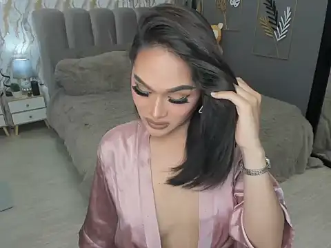 LegendaryNicole online show from 09-29-25, 08:24