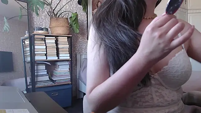 Koreanowner online show from 03-21-25, 03:02